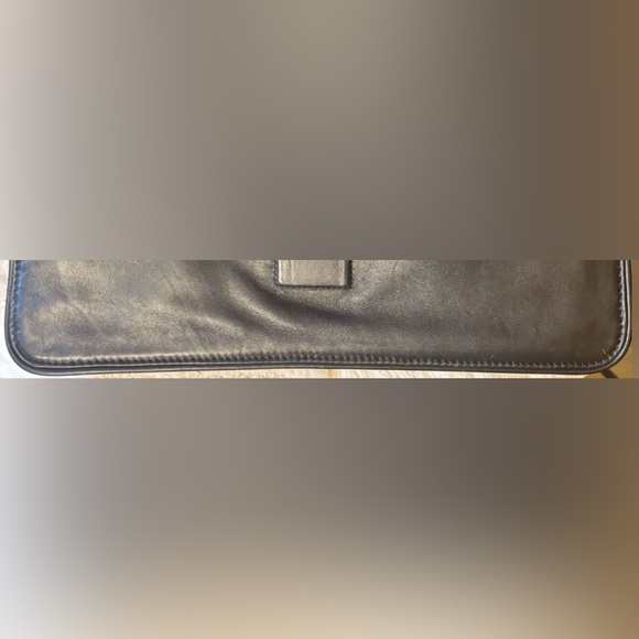 TORY BURCH REVA TWEED BAG/CLUTCH - Pre Owned - Great Condition - Picture 13 of 14